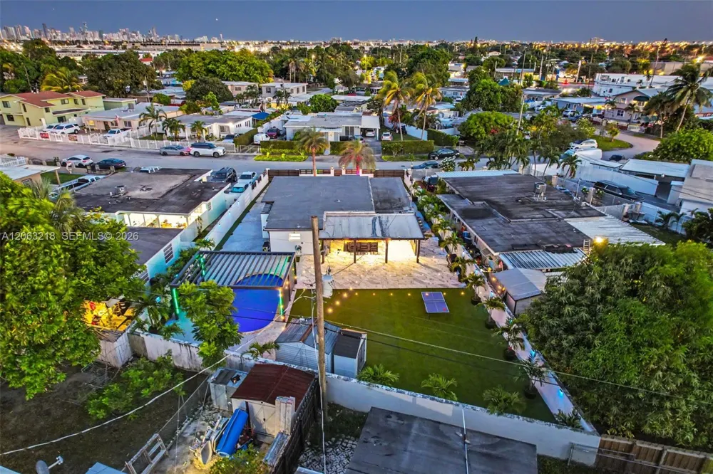 831 E 10th Pl Hialeah, FL 33010