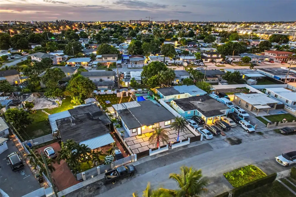 831 E 10th Pl Hialeah, FL 33010