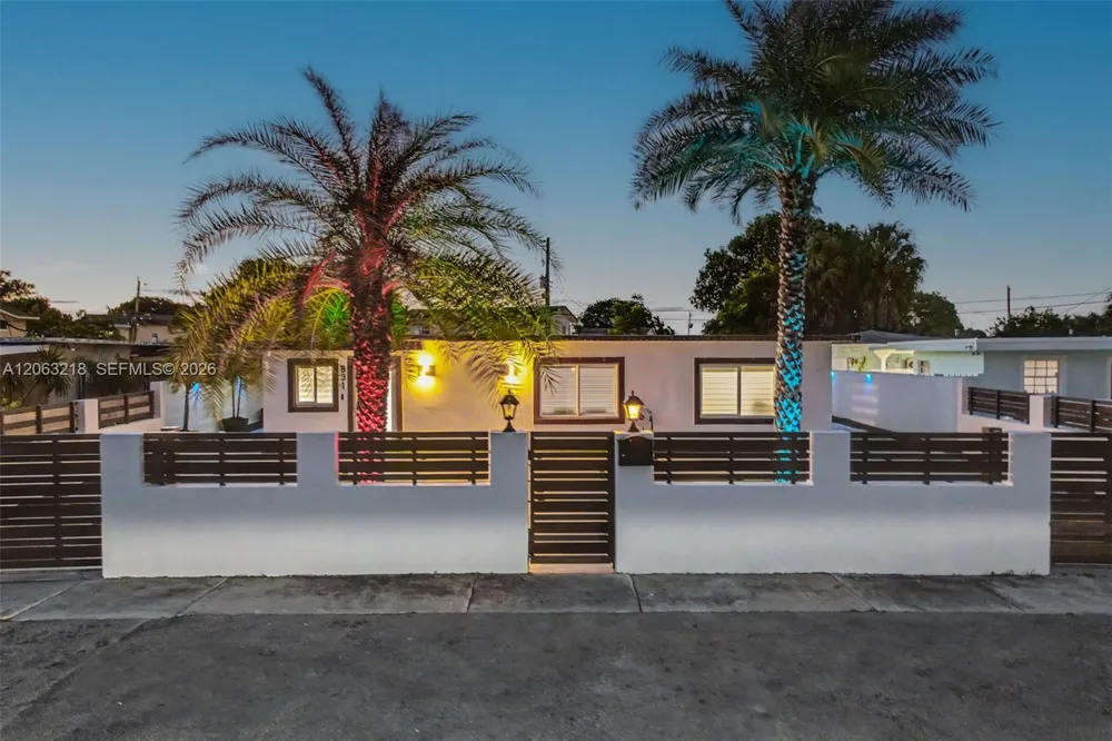 831 E 10th Pl Hialeah, FL 33010