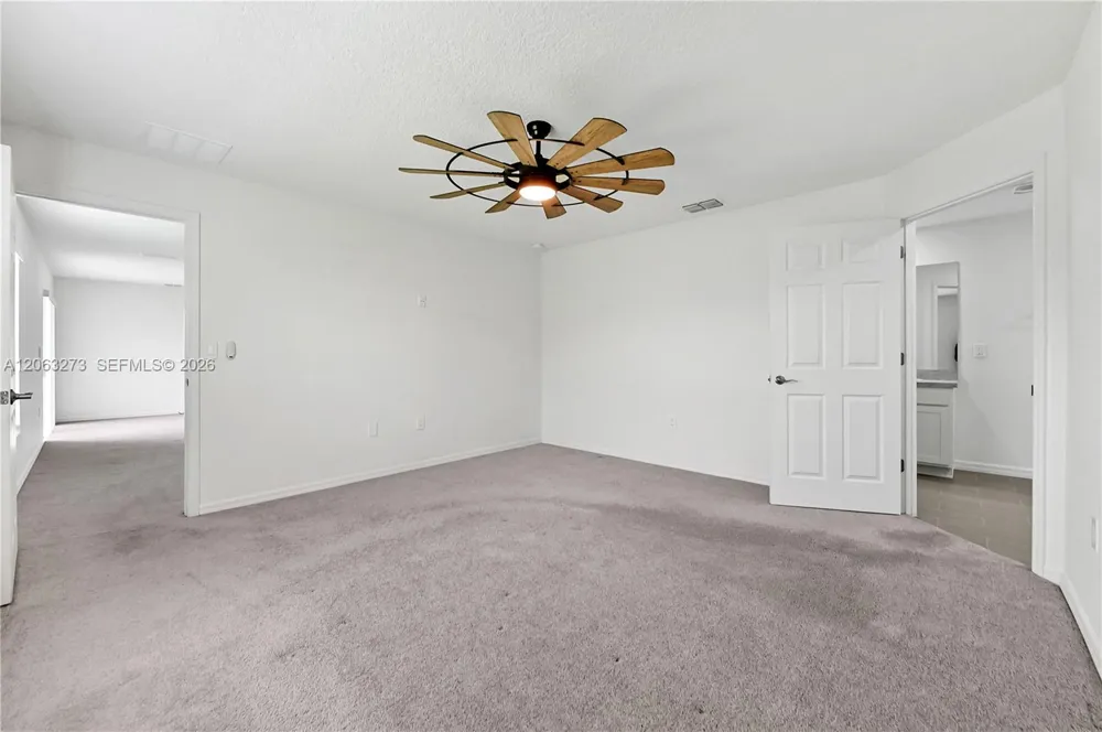 361 SW Thornhill Dr Port St. Lucie, FL 34984