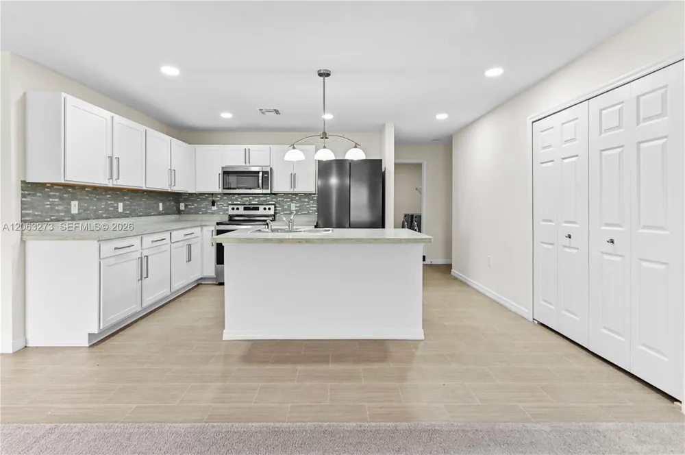 361 SW Thornhill Dr Port St. Lucie, FL 34984
