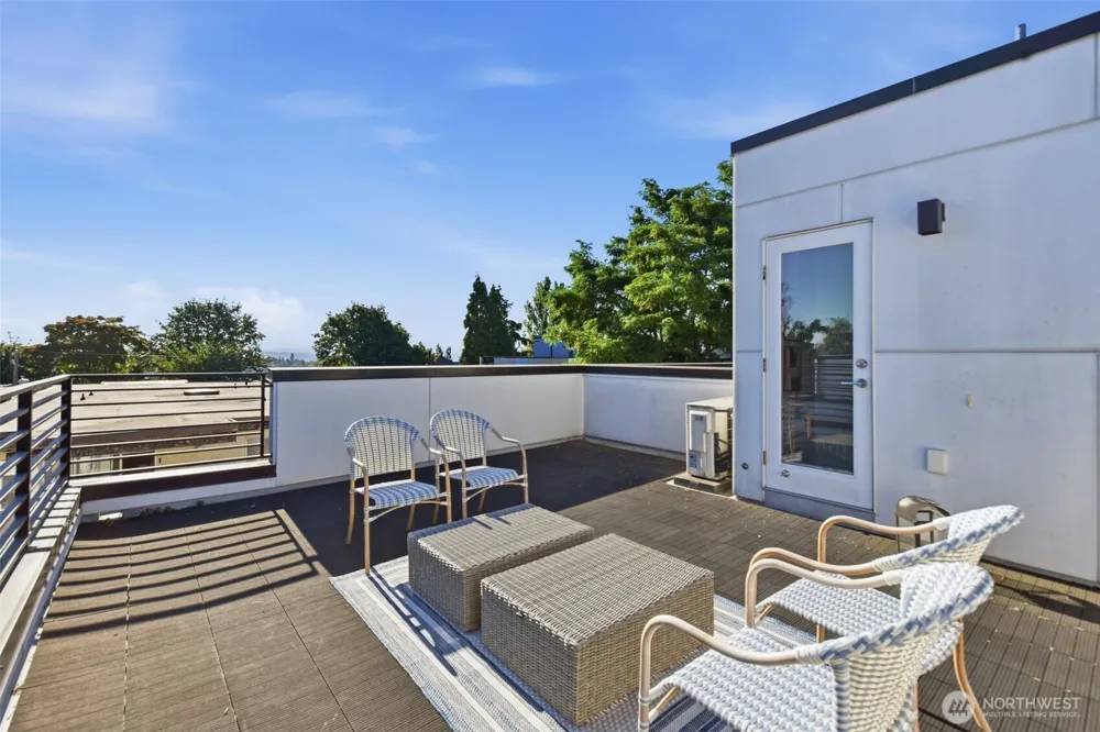 1530 13th Avenue S #D Seattle, WA 98144
