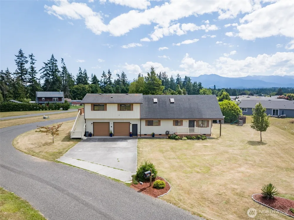 22 Agnew Parkway Port Angeles, WA 98362