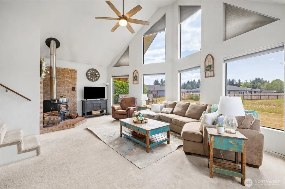 22 Agnew Parkway Port Angeles, WA 98362