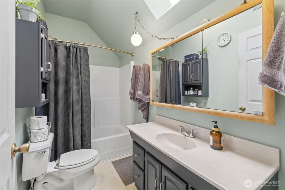 22 Agnew Parkway Port Angeles, WA 98362