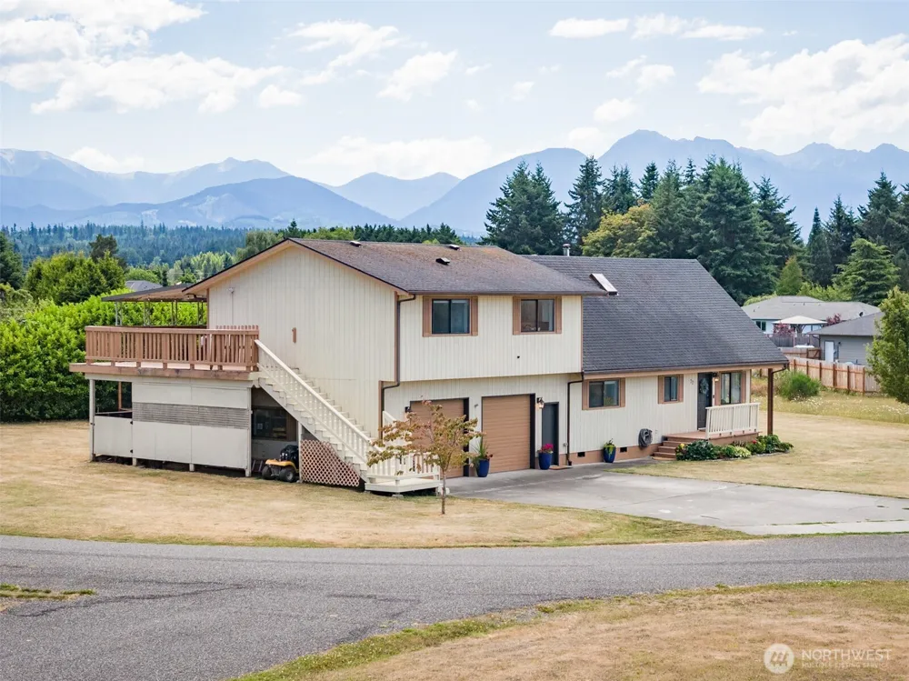22 Agnew Parkway Port Angeles, WA 98362