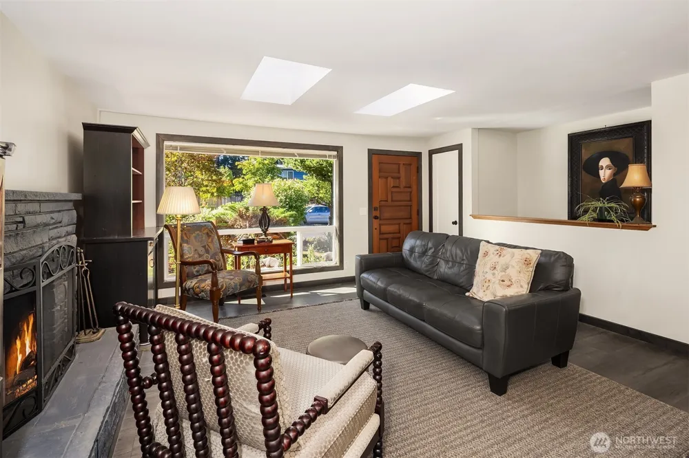 6416 170th Place SW Edmonds, WA 98026