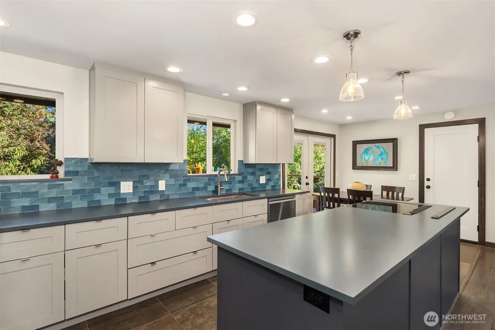 6416 170th Place SW Edmonds, WA 98026