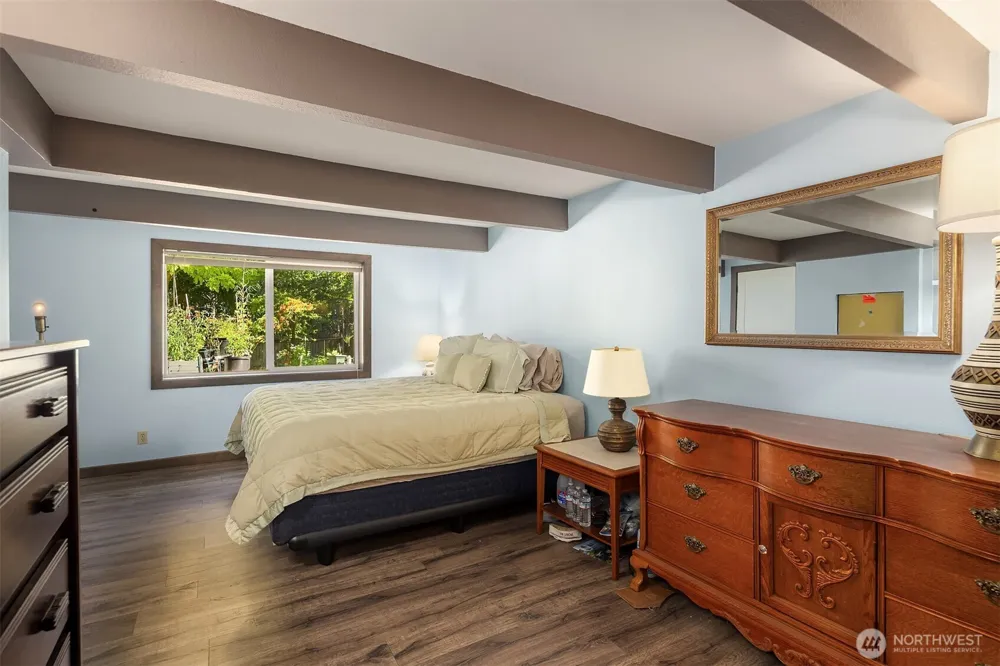 6416 170th Place SW Edmonds, WA 98026