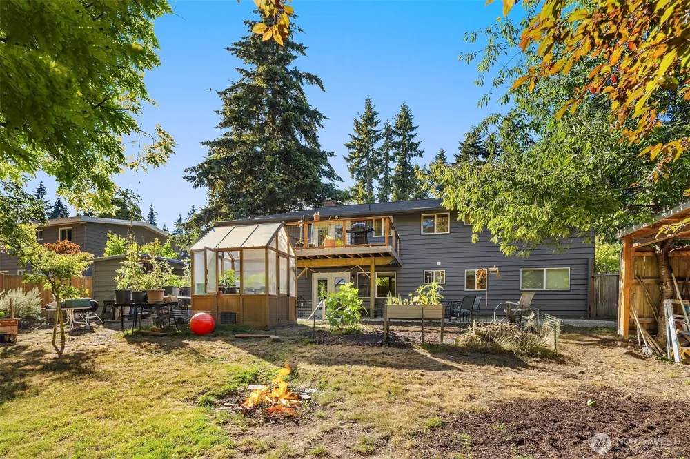 6416 170th Place SW Edmonds, WA 98026