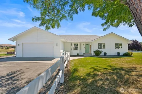 2291 Selah Loop Road