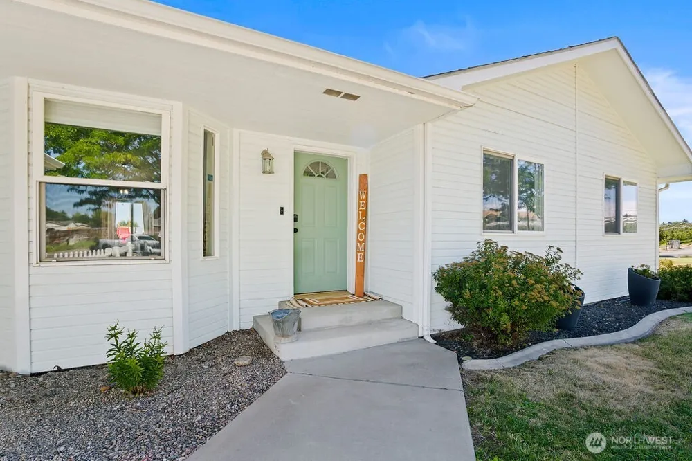 2291 Selah Loop Road Selah, WA 98942