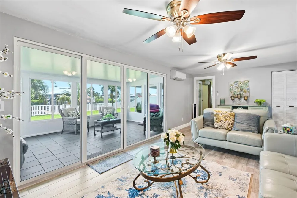 485 FLAMINGO DRIVE Apollo Beach, FL 33572