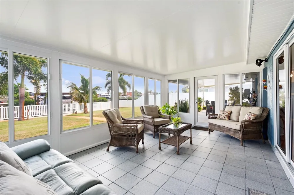 485 FLAMINGO DRIVE Apollo Beach, FL 33572