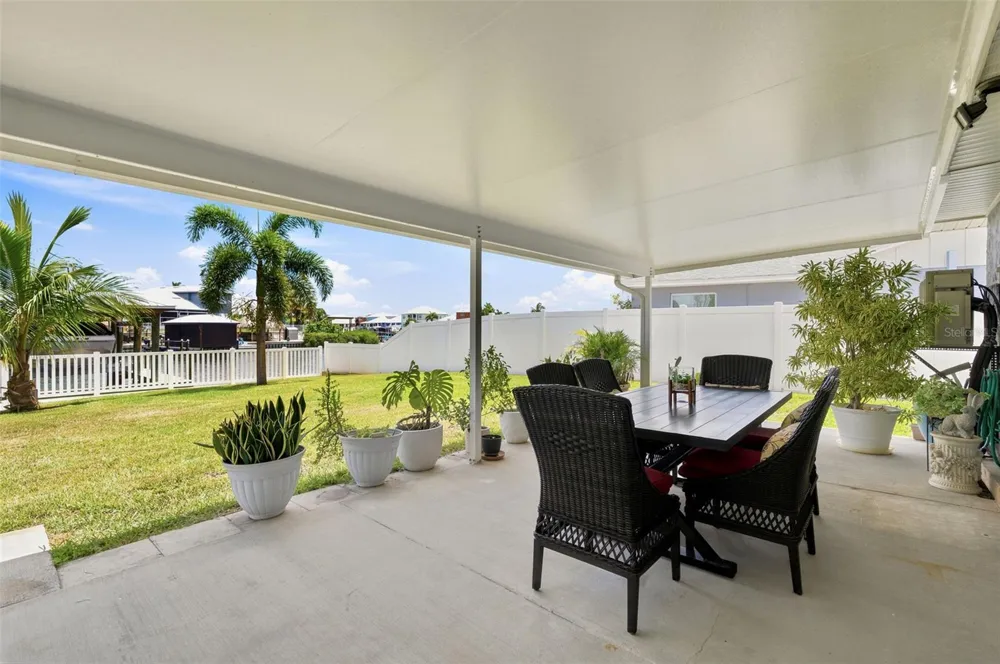 485 FLAMINGO DRIVE Apollo Beach, FL 33572
