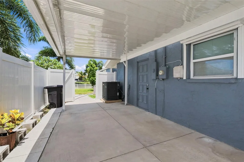485 FLAMINGO DRIVE Apollo Beach, FL 33572