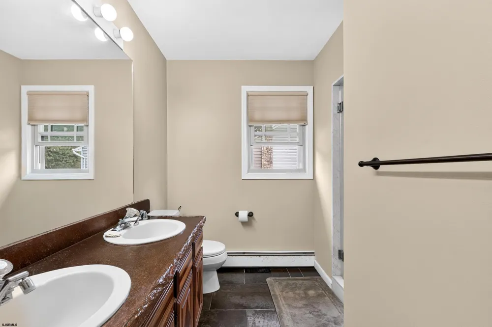 106 Lisbon Absecon, NJ 08201