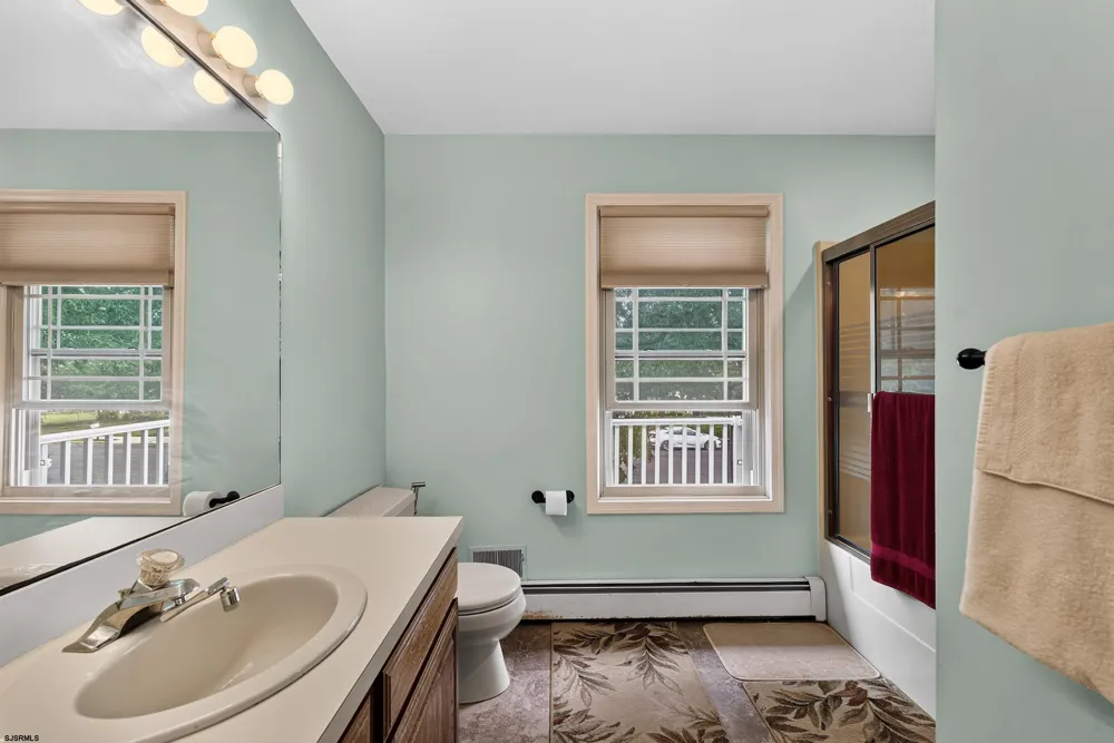 106 Lisbon Absecon, NJ 08201
