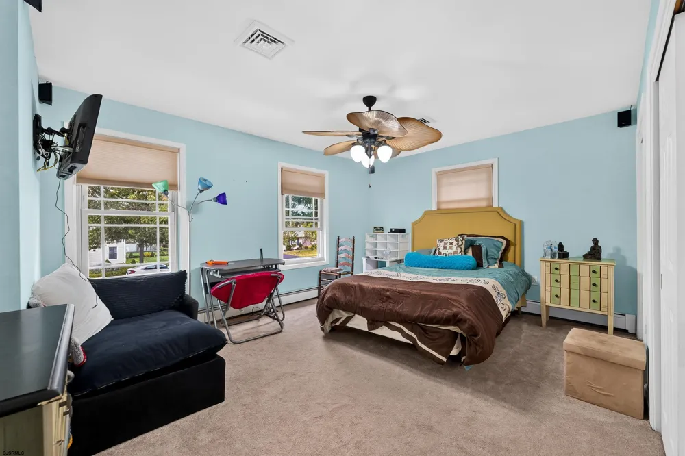 106 Lisbon Absecon, NJ 08201