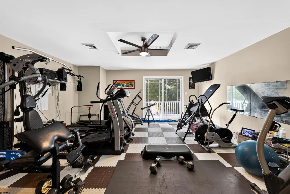 106 Lisbon Absecon, NJ 08201