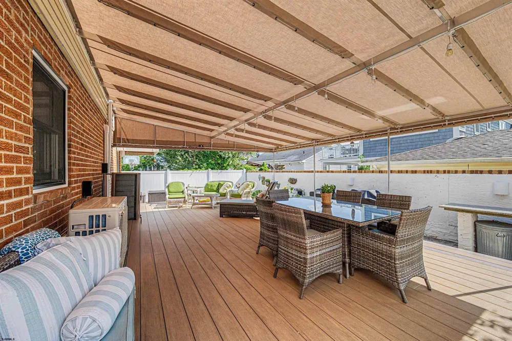 412 N Surrey Ave Ventnor Heights, NJ 08406