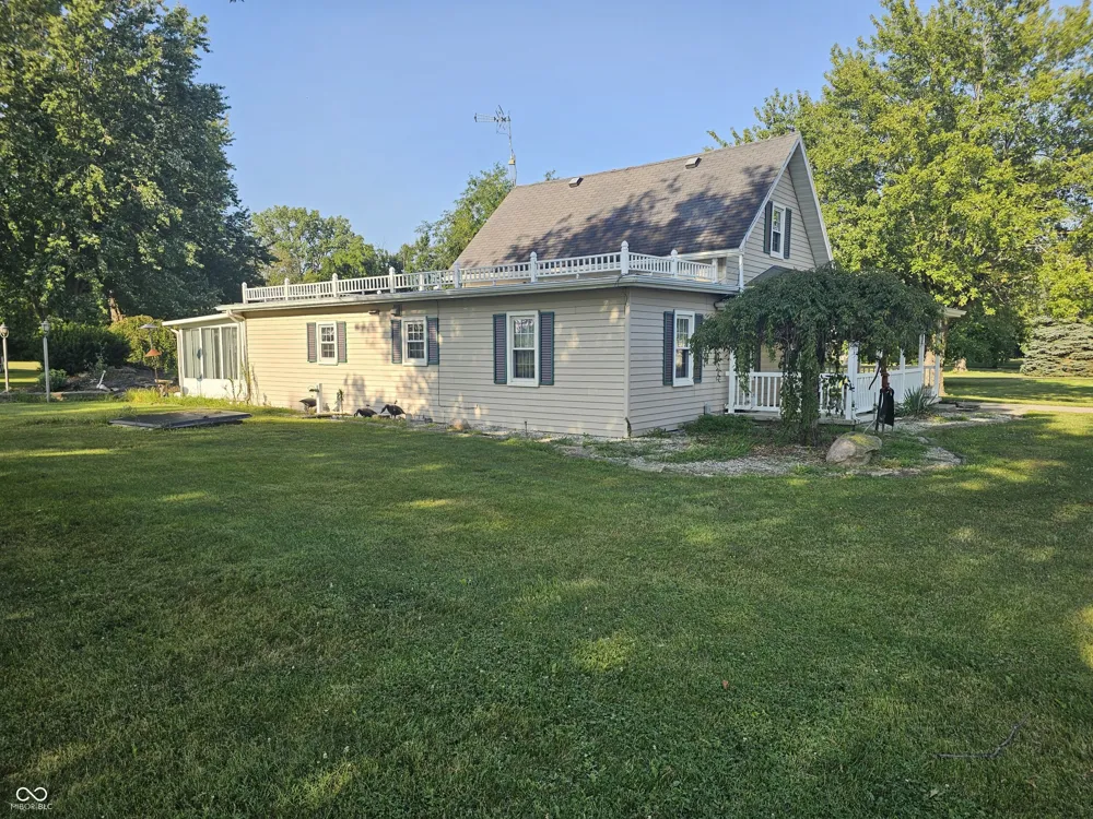 2163 E 1700 ROAD Summitville, IN 46070