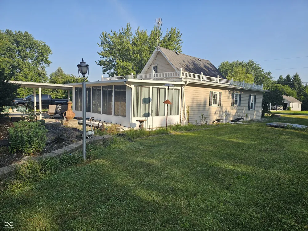 2163 E 1700 ROAD Summitville, IN 46070