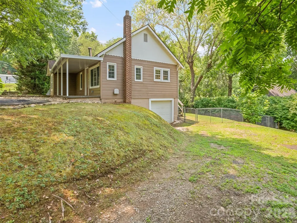 206 Terrell Cove Road Canton, NC 28716