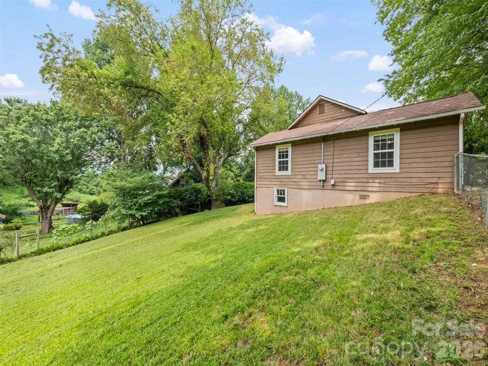 206 Terrell Cove Road Canton, NC 28716