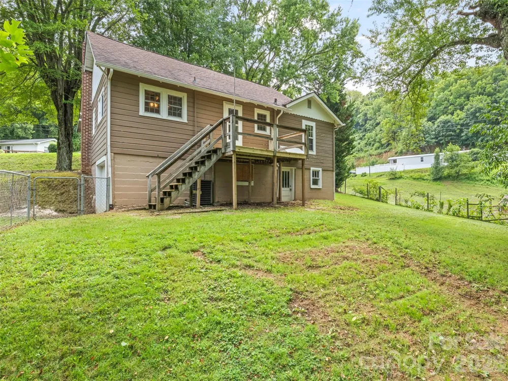 206 Terrell Cove Road Canton, NC 28716