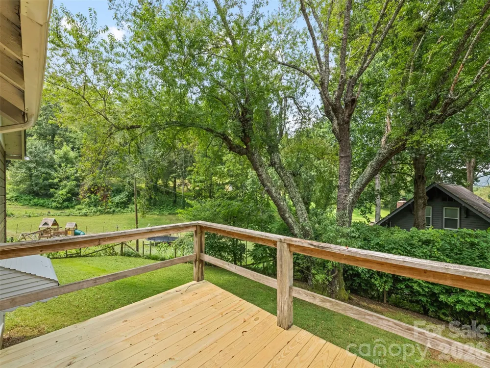 206 Terrell Cove Road Canton, NC 28716