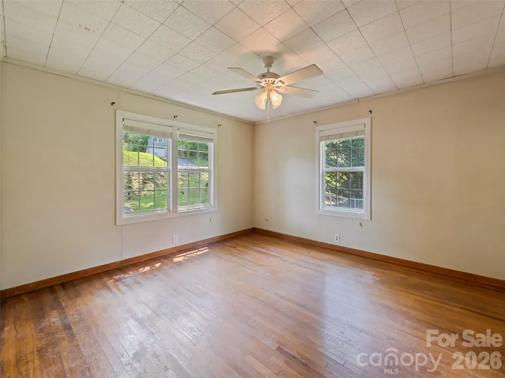 206 Terrell Cove Road Canton, NC 28716