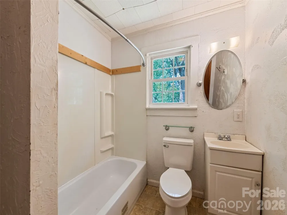 206 Terrell Cove Road Canton, NC 28716