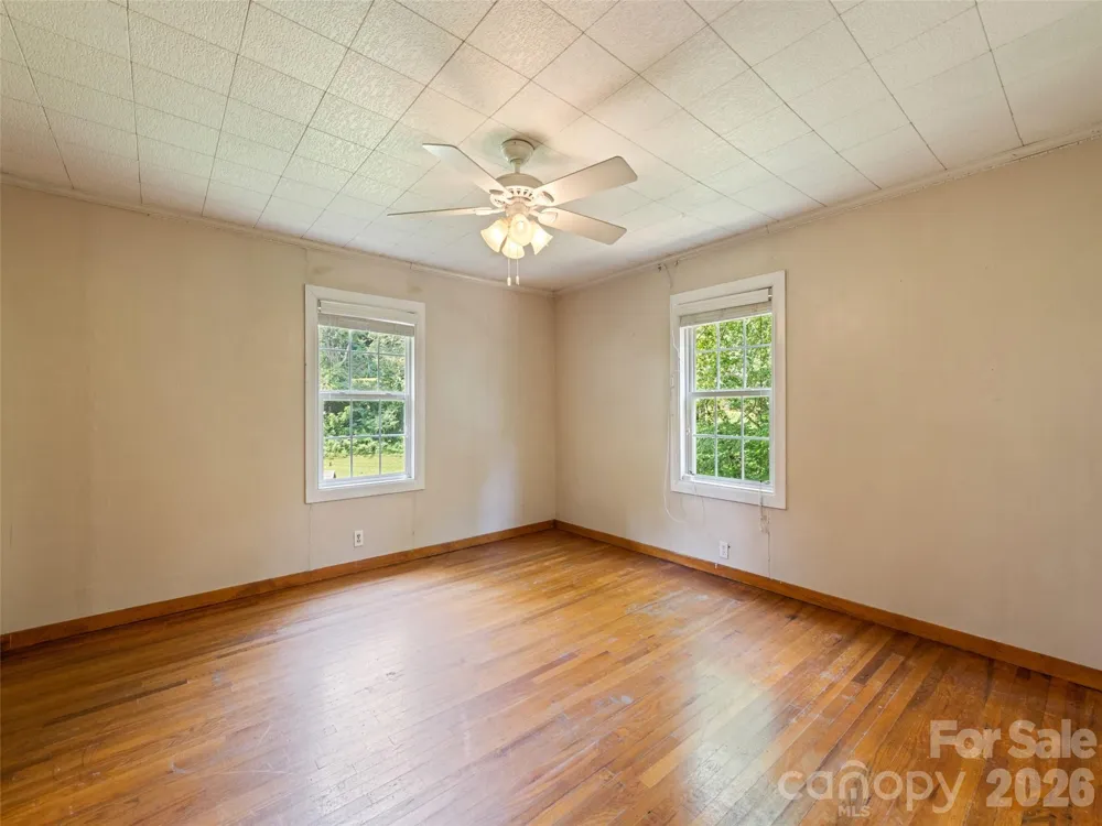 206 Terrell Cove Road Canton, NC 28716