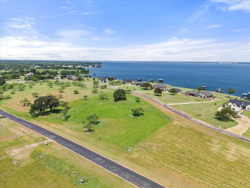 Moonlight Bay Ct Streetman, TX 75859
