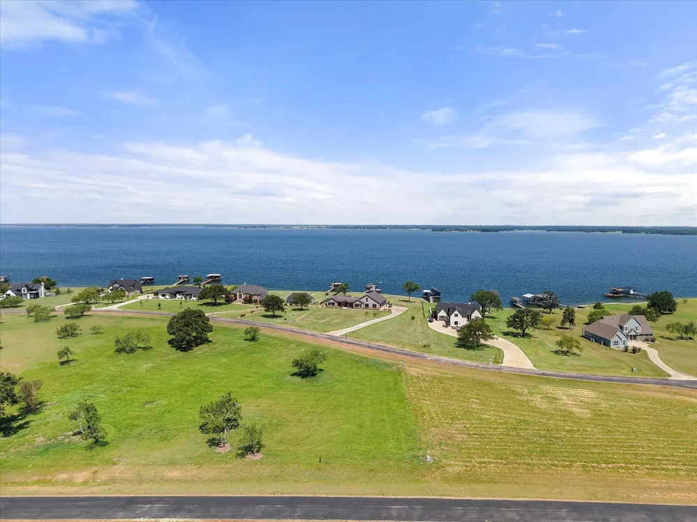 Moonlight Bay Ct Streetman, TX 75859