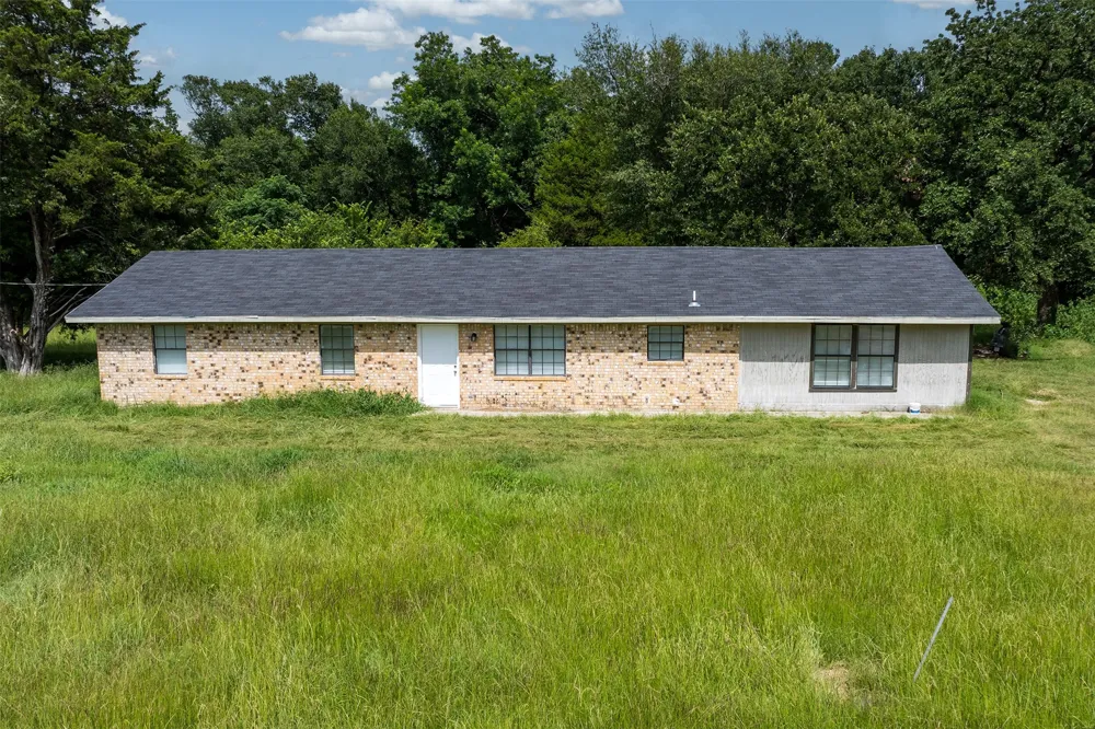 115 Fcr 969 Wortham, TX 76693