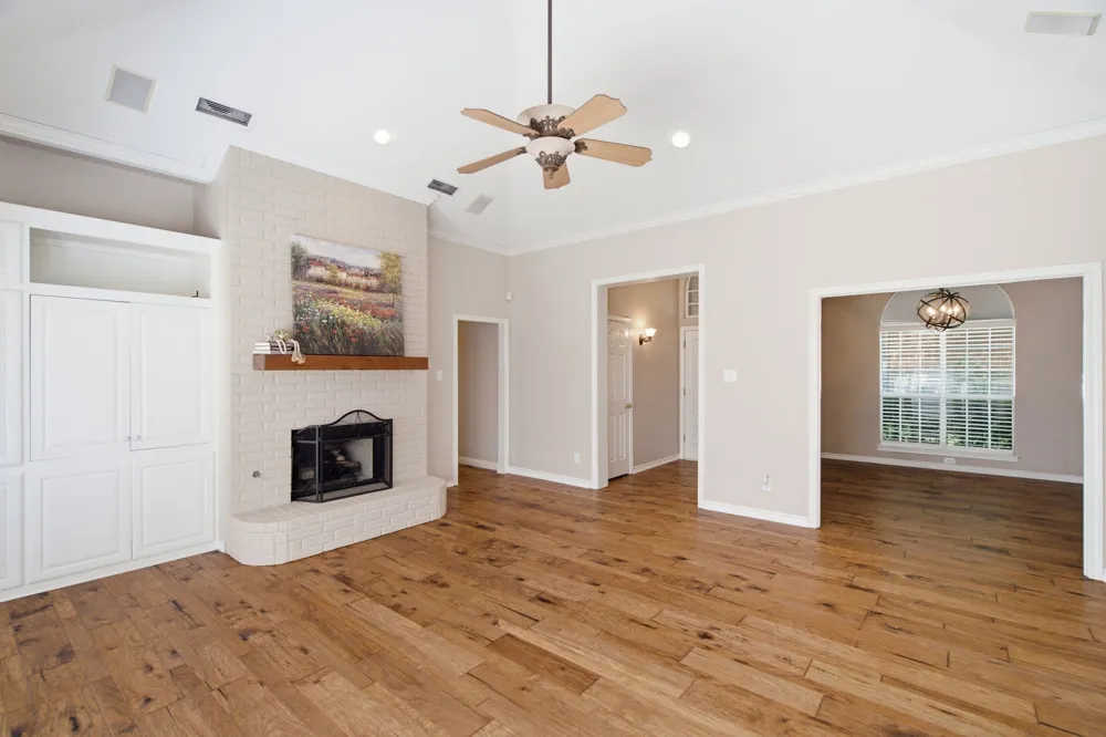 8417 Castle Creek Road North Richland Hills, TX 76182