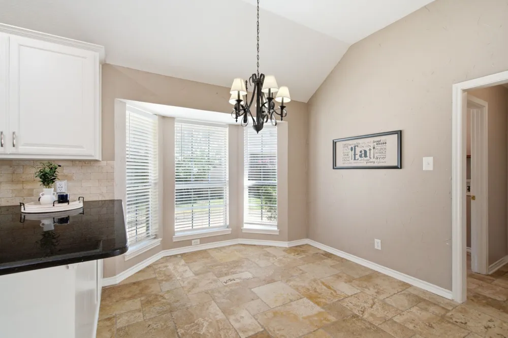 8417 Castle Creek Road North Richland Hills, TX 76182