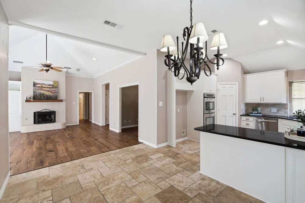 8417 Castle Creek Road North Richland Hills, TX 76182