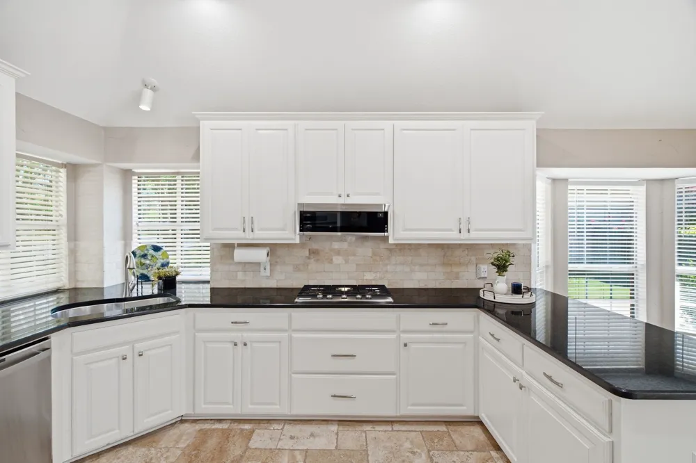 8417 Castle Creek Road North Richland Hills, TX 76182