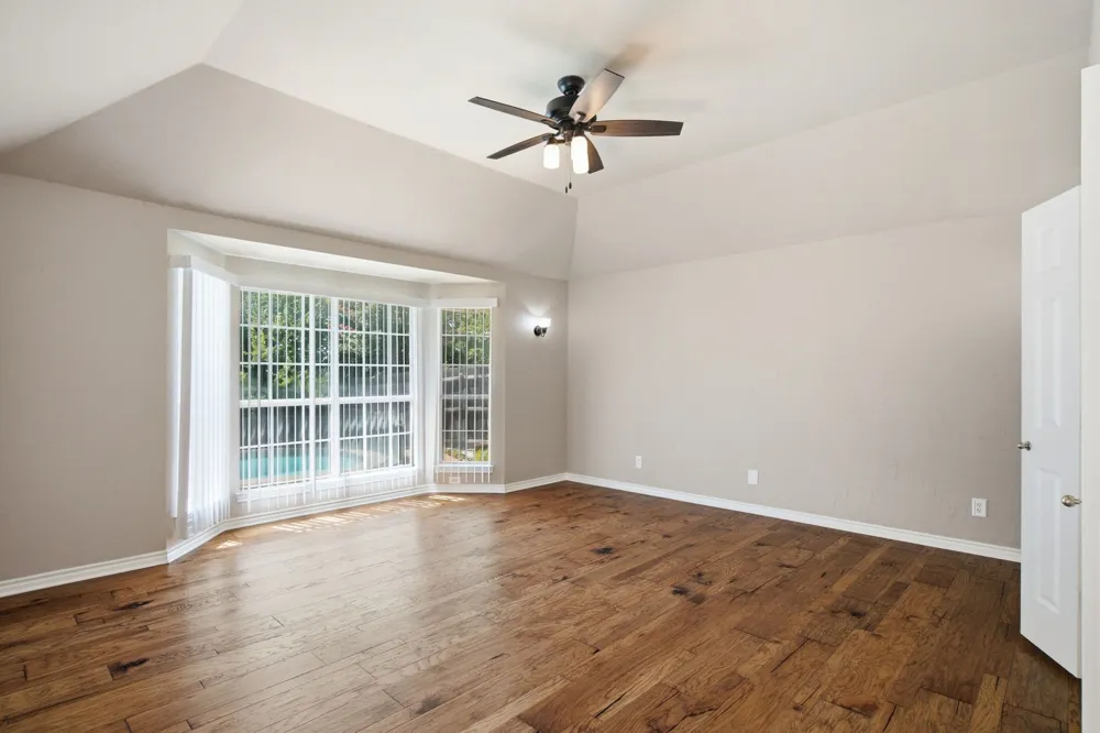 8417 Castle Creek Road North Richland Hills, TX 76182