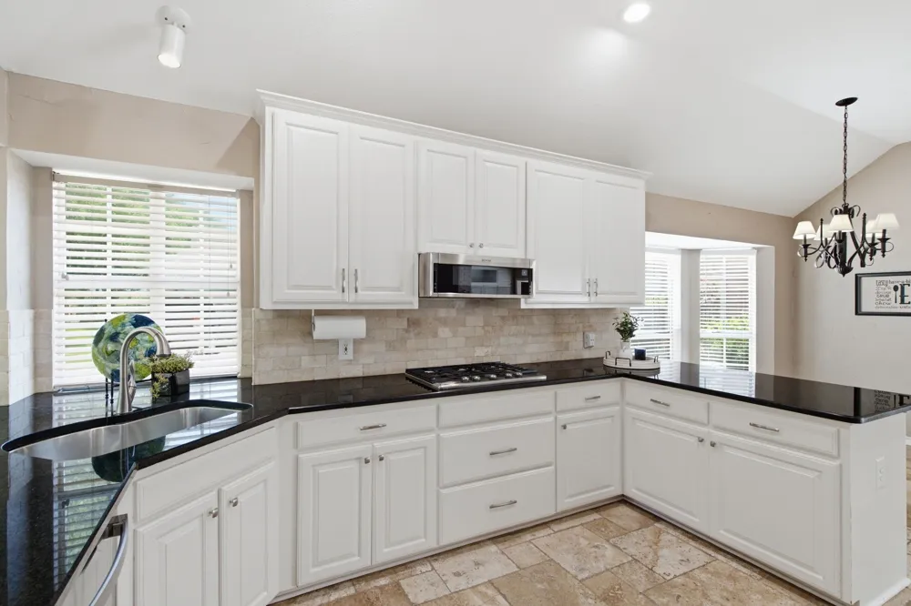8417 Castle Creek Road North Richland Hills, TX 76182