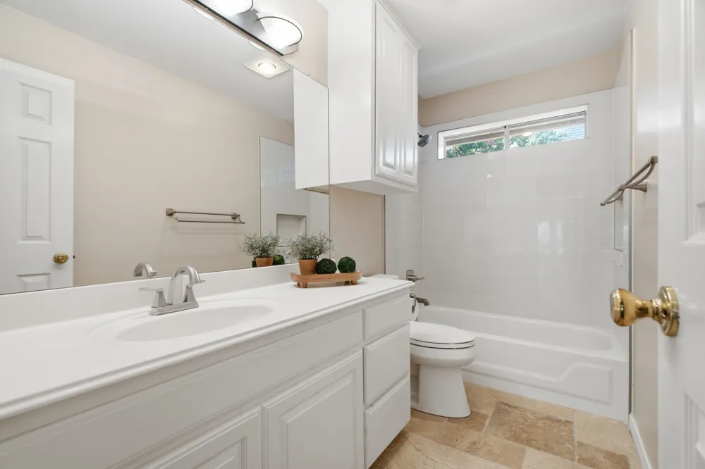 8417 Castle Creek Road North Richland Hills, TX 76182
