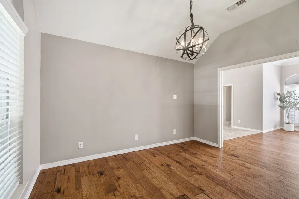 8417 Castle Creek Road North Richland Hills, TX 76182
