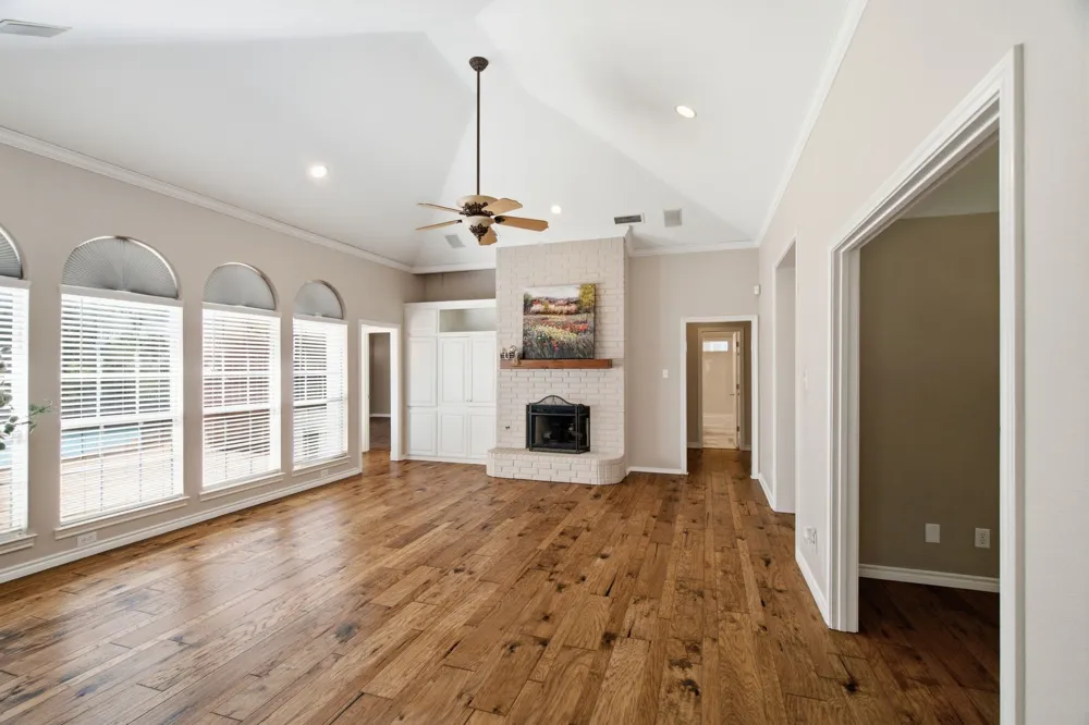 8417 Castle Creek Road North Richland Hills, TX 76182