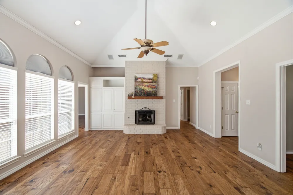 8417 Castle Creek Road North Richland Hills, TX 76182