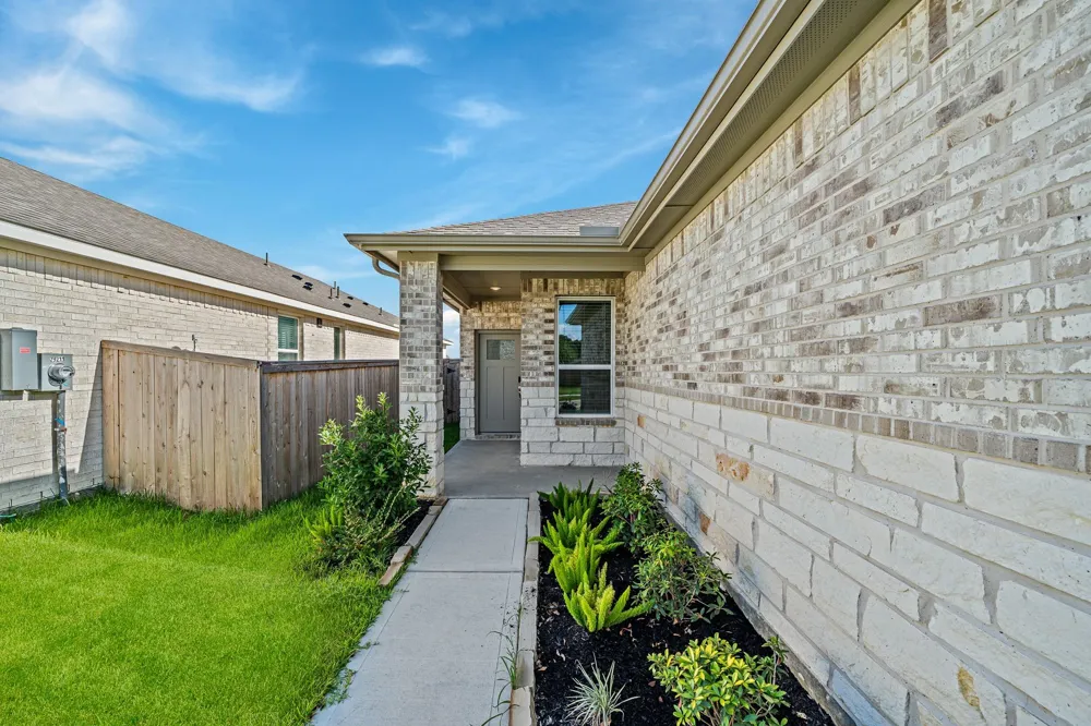 29215 Farmhouse Estates Dr Waller, TX 77484