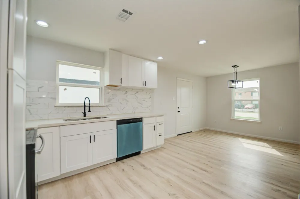 7402 Elbridge Lane Deer Park, TX 77536