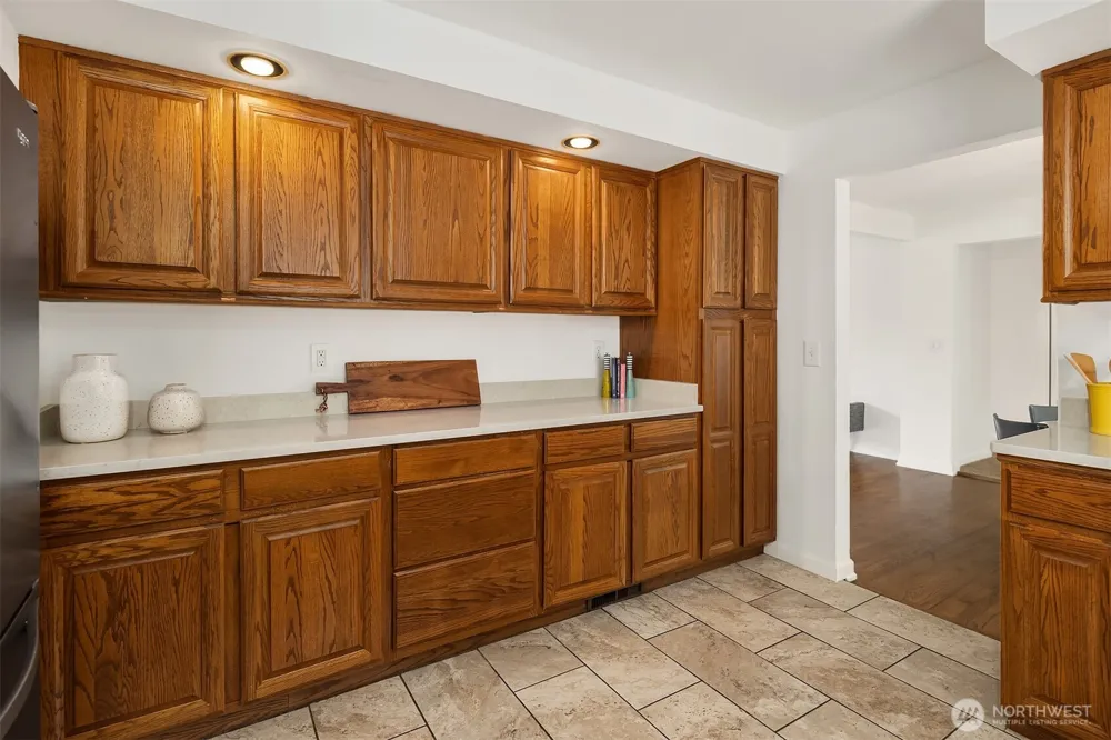 11510 27th Avenue SW Burien, WA 98146